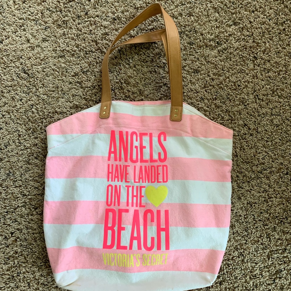 Pink beach bag